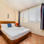 Ponta Grande Villa *